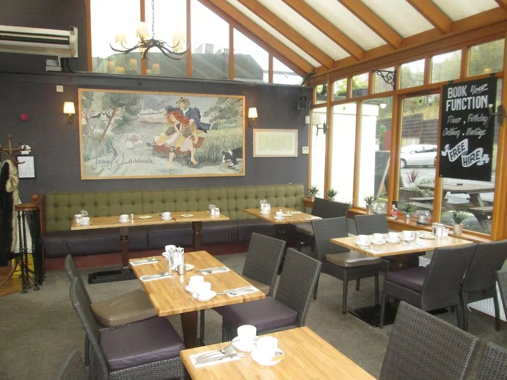 Laird And Dog Inn Lasswade